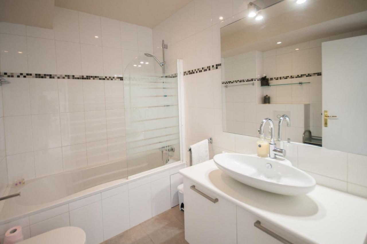 Appt A 150M De La Mer Apartment Ница Екстериор снимка